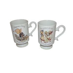 (2) Holly Hobbie Coffee or Tea Mugs Pedestal Style Japan Vintage